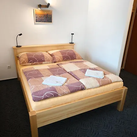 Riegrova Kozakov 3*